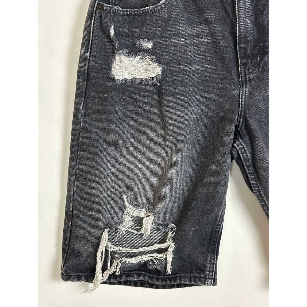 Levi Strauss & Co. Women's Jeans Shorts W30 - Picture 3 of 11